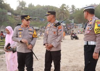 Polres Pacitan Siagakan Personel di Sejumlah Objek Wisata Pastikan Pengunjung Aman dan Nyaman