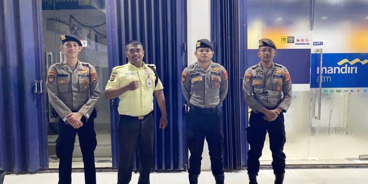 Gelar Patroli Perintis Presisi Malam Hari, AKP Samsul: Pemukiman Warga Yang Ditinggal Mudik Lebaran Jadi Salah Satu Sasarannya