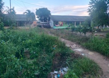 Masyarakat Komplek Pasar Baru Putri Agung Menggala Berharap Pemkab Perbaiki Gorong-gorong dan Jalan Yang Rusak Parah