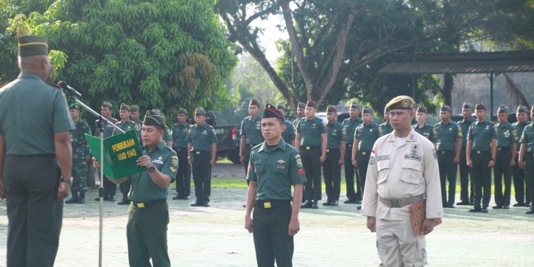 Kodim 0426/TB Melaksanakan Upacara Bendera Bulanan