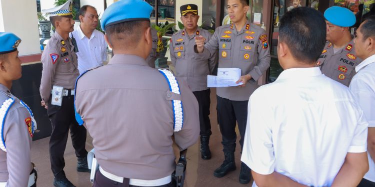 Jelang Putusan Sengketa Pilpres, Polres Jombang Amankan Gedung KPU dan Bawaslu Jombang