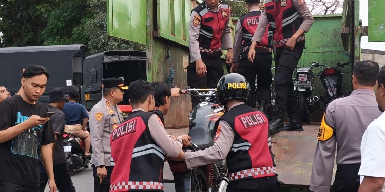 Tim gabungan Polres Jombang Gelar Razia Balap Liar, Amankan Puluhan Sepeda Motor
