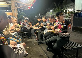 Sat Samapta Polres Kediri Kota Gelar Patroli SOTR Dan Sahur Bareng Warga, Sebagai Komitmen Wujudkan Ibadah Ramadhan Yang Nyaman Penuh Berkah