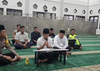 Kapolres Jombang Gelar Tadarus Bersama Anggota di Masjid Agung Junnatul Fu’addah