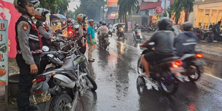 Ngabubu – Ride Patrol Sat Samapta Dalam Rangka Pengamanan Takjil