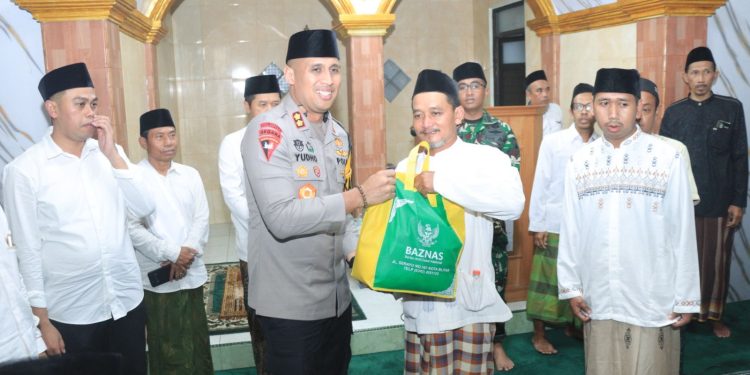 Kapolres Blitar Kota dan Walikota Blitar Gelar Safari Ramadan, Pererat Silaturahmi dengan Masyarakat