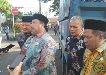 Dinas Sosial Jombang Salurkan Bantuan Sosial Untuk PMKS Dan Abang Becak