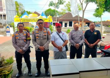 Kapolsek Kediri Pimpin Pengamanan Di Kawasan Tanah Lot