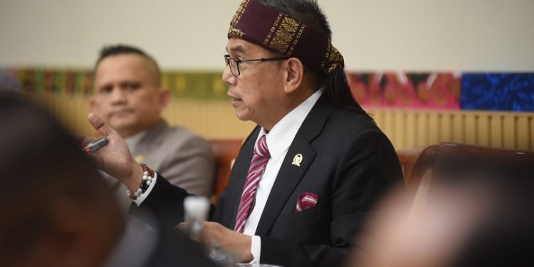 Anggota DPR Hinca Panjaitan Puji Kinerja Polri Amankan Mudik 2025