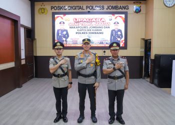Kapolres Jombang Pimpin Sertijab Wakapolres dan Kapolsek Kabuh