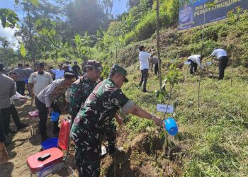 Sinergitas TNI- Polri Dan Pemkab Blitar Hijaukan Lingkungan, Bangun Masa Depan