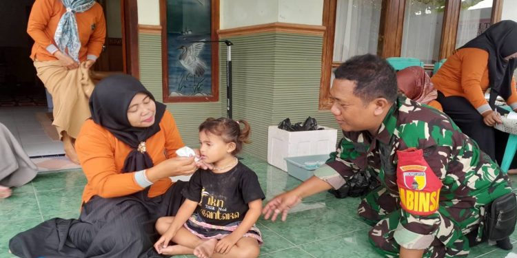 Babinsa Desa Jati Aktif Dampingi Posyandu, Cegah Stunting Demi Anak Indonesia Sehat