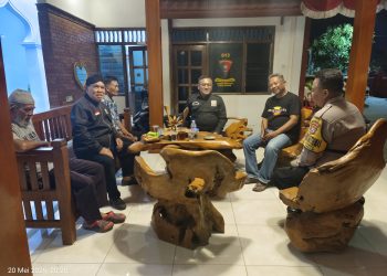 Kapolsek Nganjuk Kota Sambangi Padepokan PSHT, Bangun Sinergi Lewat Program Soko Guru
