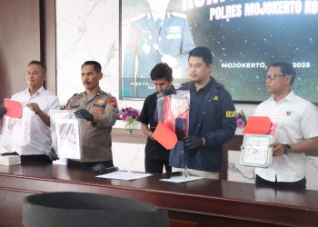 Polres Mojokerto Kota Bongkar 2 Arena Sabung Ayam Amankan 5 orang