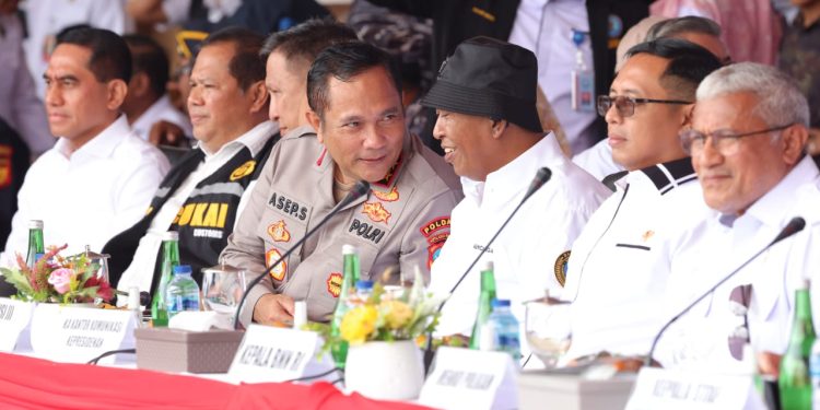 KPOLDA KEPRI HADIRI PEMUSNAHAN 2 TON SABU BERSAMA INSTANSI TERKAIT BANGUN KOMITMEN BERANTAS NARKOTIKA DI KEPULAUAN RIAU