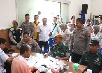 HUT Bhayangkara ke-79, Polres Jombang Peduli Sesama Lewat Aksi Donor Darah