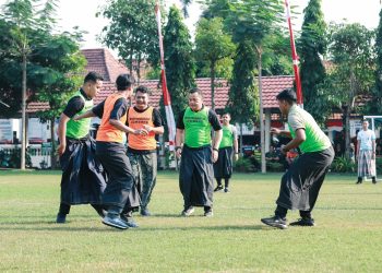 Meriahkan HUT Kemerdekaan RI ke-80, Polres Jombang Gelar Pertandingan Mini Soccer (Sepakbola Sarung)