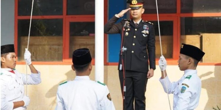 Polres Nganjuk dan Polsek Jajaran Serentak Jadi Pembina Upacara HUT RI ke-80
