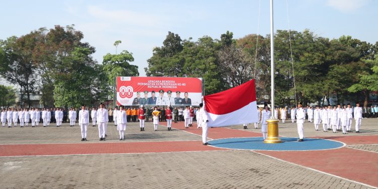 Upacara HUT ke-80 RI di Nganjuk, Forkopimda Kobarkan Semangat “Bersatu, Berdaulat, Rakyat Sejahtera, Indonesia Maju”