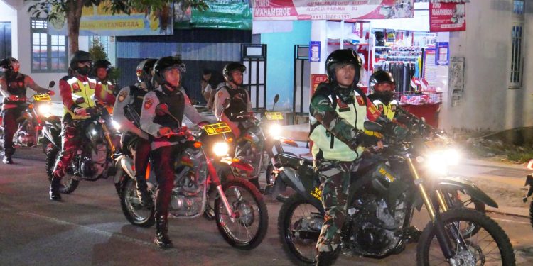 Ciptakan Kondusifitas Dan Keamanan Wilayah, Forkopimda Blitar Gelar Patroli Gabungan Sambangi Pam Swakarsa Di Tiap Kecamatan