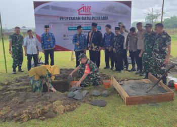 Dandim 0808/Blitar Hadiri Peletakan Batu Pertama Pembangunan Koperasi Desa Merah Putih Di Talun