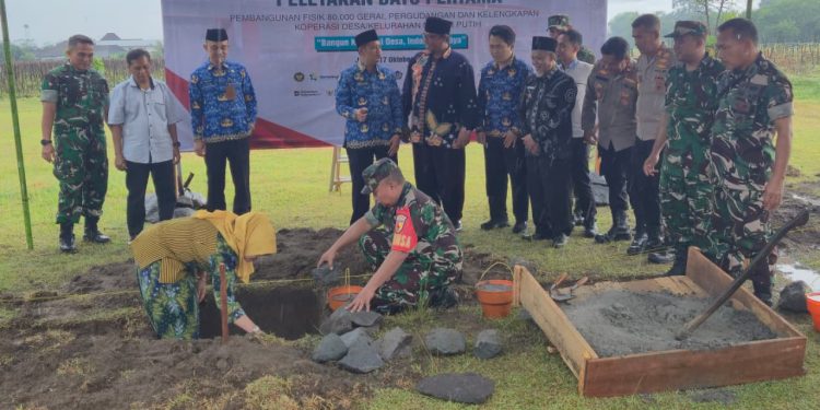 Dandim 0808/Blitar Hadiri Peletakan Batu Pertama Pembangunan Koperasi Desa Merah Putih Di Talun