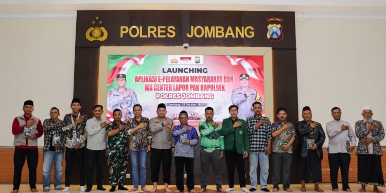 Polres Jombang Launching Aplikasi E-Pelayanan Masyarakat dan WhatsApp Center ‘Lapor Pak Kapolsek’