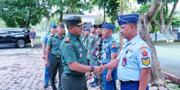 Komandan Kodim 0808/Blitar Memberikan Pengarahan Kepada Sub Kogartab 0808/Blitar