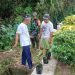 Cegah Longsor, Babinsa Garum Bersama Warga Tanam Pohon Keras Di Lingkungan Magersari