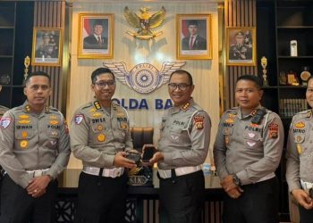 Korlantas Polri Distribusikan ETLE Mobile Handheld di Polda Bali Perkuat Penegakan Hukum Lalin Berbasis Digital