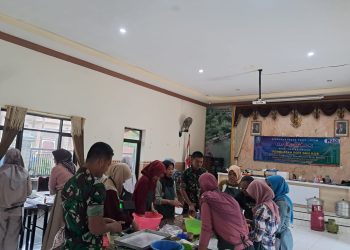 Kolaborasi TMMD ke-127 dan UPT BLK Kediri, Warga Gadungan Dibekali Keterampilan Roti dan Kue