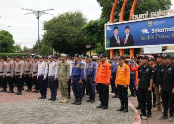 Jaga Ramadan Kondusif, Kapolres Sragen Pimpin Apel Siaga Kamtibmas Libatkan TNI-Polri dan 17 Perguruan Silat