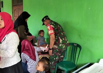 Percepat Penurunan Stunting di Wonodadi, Babinsa Salam Aktif Dampingi Posyandu