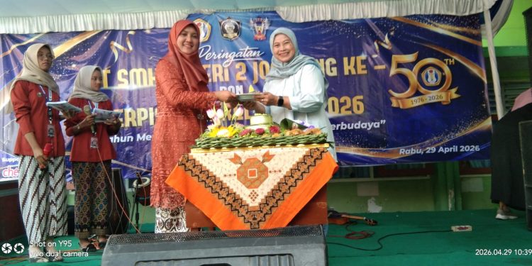 HUT ke-50 SMKN 2 Jombang Sekaligus Pelepasan Siswa Kelas 12