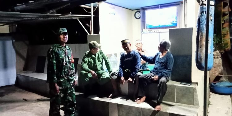 Koramil 01/Wonogiri Kota Intensifkan Patroli Malam Demi Ciptakan Lingkungan Aman dan Kondusif