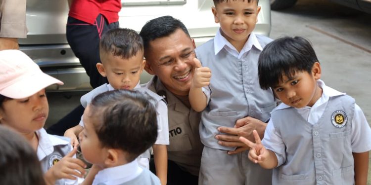 POLDA KEPRI GELAR BAKTI RELIGI DI RUMAH IBADAH DALAM RANGKA MEMPERINGATI HARI BHAYANGKARA KE-80 TAHUN 2026