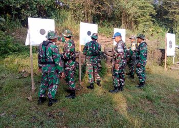 Personel Jajaran Kodim 0808/Blitar Gelar Latihan Menembak Senjata Ringan Semester I