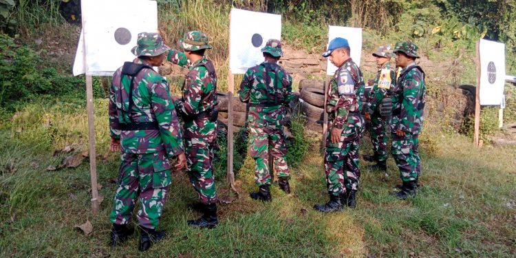 Personel Jajaran Kodim 0808/Blitar Gelar Latihan Menembak Senjata Ringan Semester I