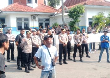 Perwakilan Massa Aksi Demo Sopir Truk Diterima Kapolres Jombang Dan Jajaran Untuk Beraudensi