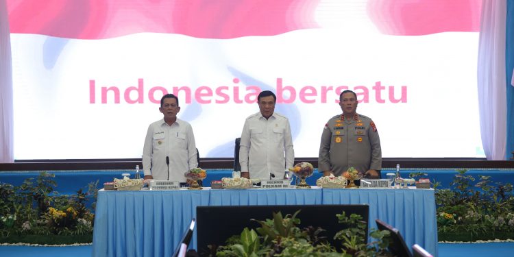 MENKO POLKAM RI APRESIASI SINERGI POLDA KEPRI JAGA STABILITAS KEAMANAN DAN DUKUNG IKLIM INVESTASI