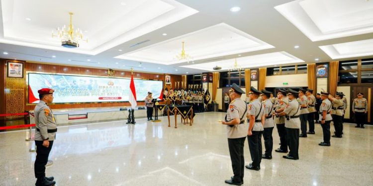 Kapolri Pimpin Pelantikan dan Sertijab Enam Kapolda Jajaran