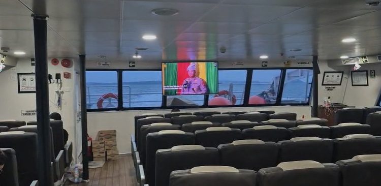 POLDA KEPRI TAYANGKAN AUDIOVISUAL GURINDAM 12 DI KAPAL FERRY, BIOSKOP, DAN RUANG PUBLIK SEBAGAI MEDIA EDUKASI NILAI-NILAI MORAL DAN KEHIDUPAN BERMASYARAKAT