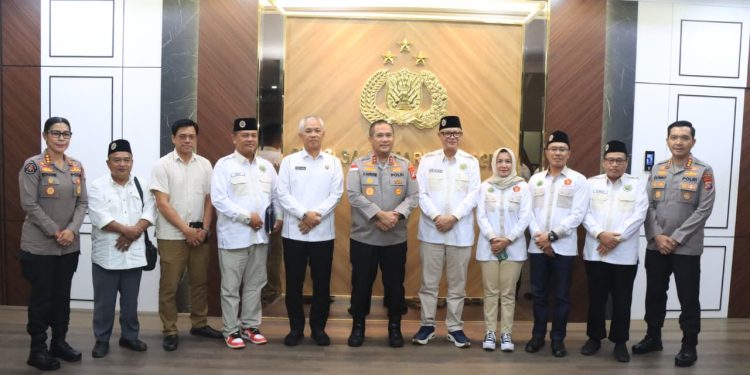 POLDA KEPRI TERIMA AUDIENSI GEMIRA KEPRI, PERKUAT SINERGI MENJAGA KERUKUNAN DAN KONDUSIVITAS DAERAH