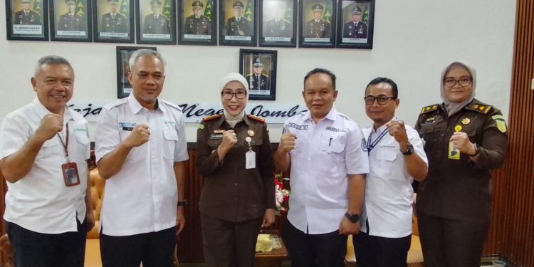 Sinergitas Perhutani KPH Jombang Bersama Kejaksaan Negeri Jaga Aset Negara Dan Kelestarian Hutan