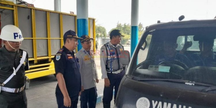 Dishub Jombang Gelar Operasi Gabungan Bersama Satlantas Dan Polisi Militer