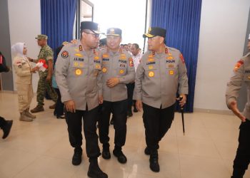 KAPOLDA KEPRI HADIRI KONFERENSI PERS PEMUSNAHAN BARANG BUKTI KETAMIN 1,3 TON