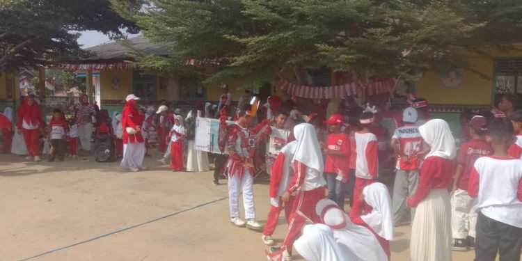 SDN 01 Bawang Sakti Jaya Rayakan HUT ke-81 RI Dengan Berbagai Lomba Kemerdekaan Untuk Para Siswa/i.