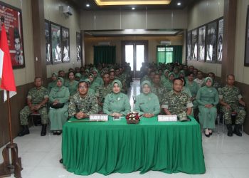 Perkuat Keharmonisan dan Pola Asuh Keluarga, Kodim 0808/Blitar Ikuti Webinar Parenting Bersama dr. Aisah Dahlan