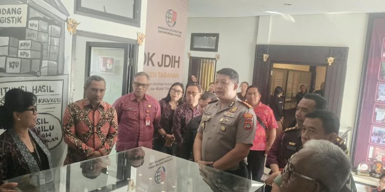 Deklarasi  Penandatanganan Piagam Percepatan Pembangunan Zona Integritas (ZI) Menuju Wilayah Bebas  Korupsi (WBK) Dan Wilayah Birokrasi Bersih Dan Melayani (WBBM) KPU Tabanan