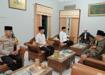 Kapolres Kediri Hadiri Haul Akbar Ponpes Raudlatul Ulum Kencong